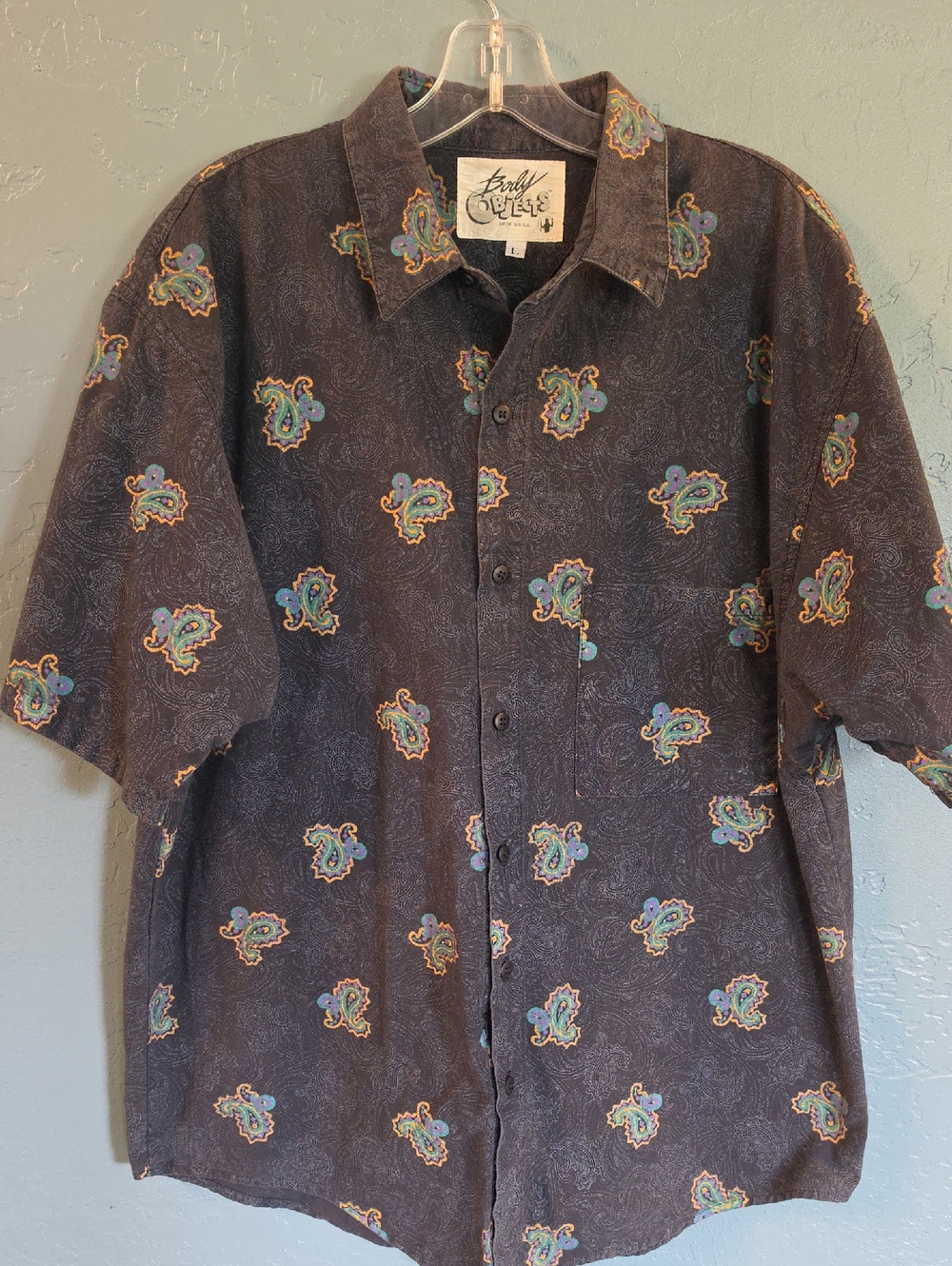 90s VTG Made In USA Men’s Dark Grey Paisley Short-Sleeve Button-Down Shirt